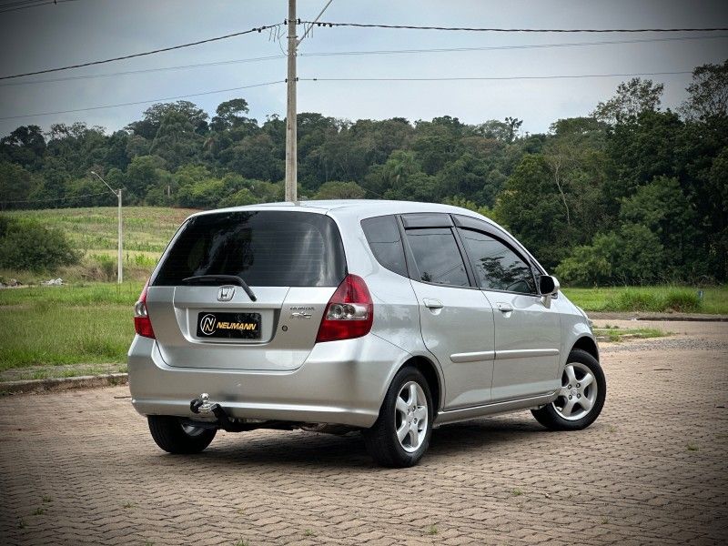 Honda FIT LXL 1.4 2006 NEUMANN VEÍCULOS ARROIO DO MEIO / Carros no Vale