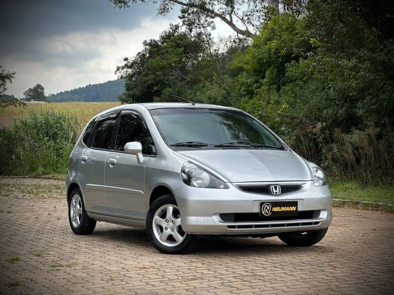 Honda FIT LXL 1.4 2006 NEUMANN VEÍCULOS ARROIO DO MEIO / Carros no Vale