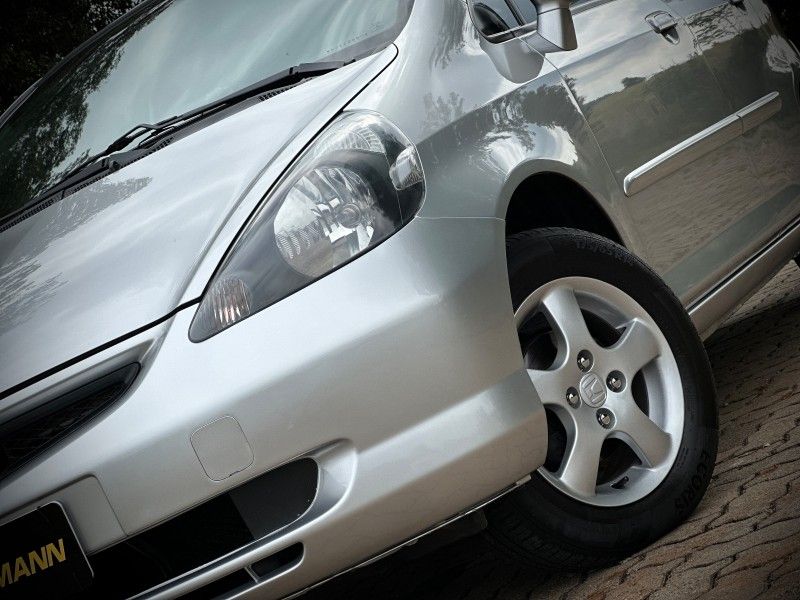 Honda FIT LXL 1.4 2006 NEUMANN VEÍCULOS ARROIO DO MEIO / Carros no Vale