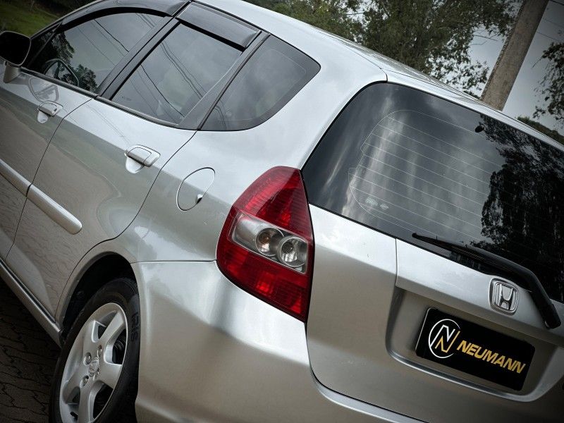 Honda FIT LXL 1.4 2006 NEUMANN VEÍCULOS ARROIO DO MEIO / Carros no Vale