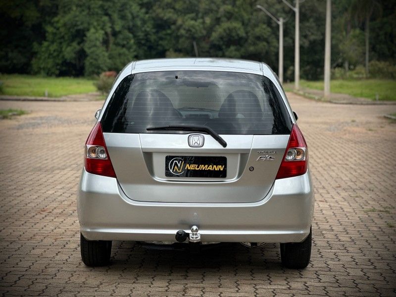 Honda FIT LXL 1.4 2006 NEUMANN VEÍCULOS ARROIO DO MEIO / Carros no Vale