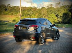 Honda HR-V TOURING 1.8 2017 NEUMANN VEÍCULOS ARROIO DO MEIO / Carros no Vale