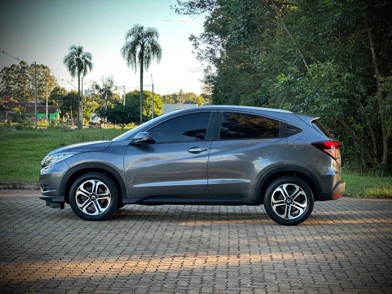 Honda HR-V TOURING 1.8 2017 NEUMANN VEÍCULOS ARROIO DO MEIO / Carros no Vale