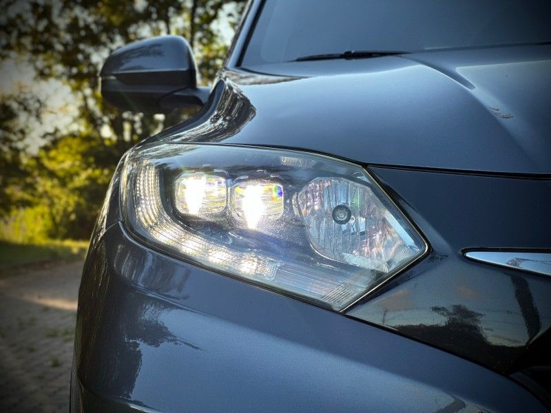 Honda HR-V TOURING 1.8 2017 NEUMANN VEÍCULOS ARROIO DO MEIO / Carros no Vale
