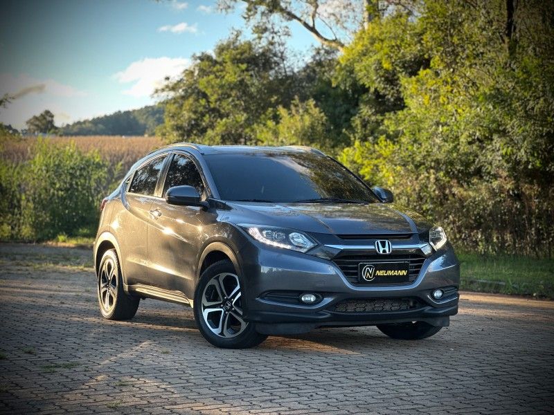 Honda HR-V TOURING 1.8 2017 NEUMANN VEÍCULOS ARROIO DO MEIO / Carros no Vale