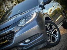 Honda HR-V TOURING 1.8 2017 NEUMANN VEÍCULOS ARROIO DO MEIO / Carros no Vale