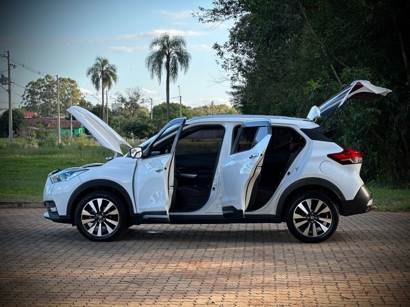 Nissan KICKS SL 1.6 2019 NEUMANN VEÍCULOS ARROIO DO MEIO / Carros no Vale