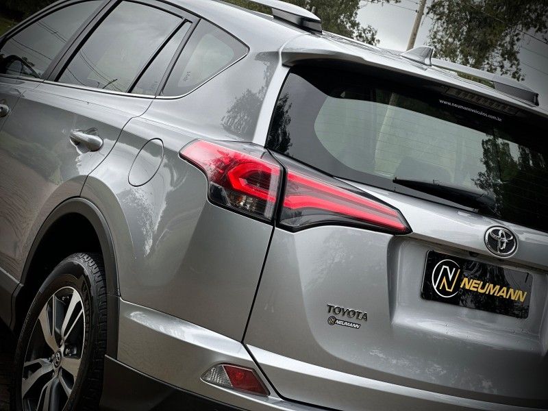 Toyota RAV-4 2.0 2018 NEUMANN VEÍCULOS ARROIO DO MEIO / Carros no Vale