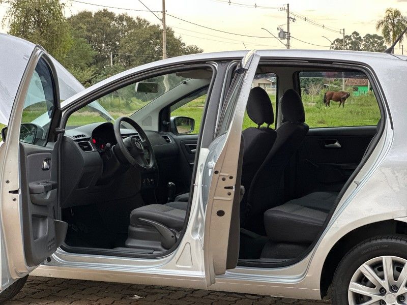 Volkswagen FOX 1.6 2013 NEUMANN VEÍCULOS ARROIO DO MEIO / Carros no Vale Volkswagen FOX 1.6 2013 NEUMANN VEÍCULOS ARROIO DO MEIO / Carros no Vale