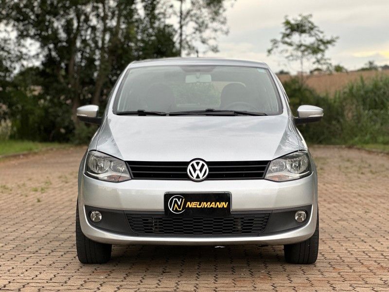 Volkswagen FOX 1.6 2013 NEUMANN VEÍCULOS ARROIO DO MEIO / Carros no Vale Volkswagen FOX 1.6 2013 NEUMANN VEÍCULOS ARROIO DO MEIO / Carros no Vale