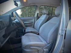 Volkswagen FOX PLUS 1.6 2009 NEUMANN VEÍCULOS ARROIO DO MEIO / Carros no Vale