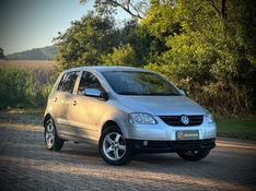 Volkswagen FOX PLUS 1.6 2009 NEUMANN VEÍCULOS ARROIO DO MEIO / Carros no Vale