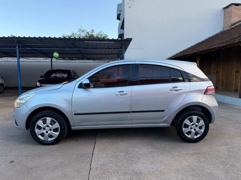 Chevrolet AGILE LT 1.4 8V 2011 FERREIRA VEÍCULOS VENÂNCIO AIRES / Carros no Vale
