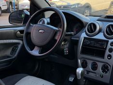 Ford FIESTA TRAIL 1.6 8V 2010 FERREIRA VEÍCULOS VENÂNCIO AIRES / Carros no Vale