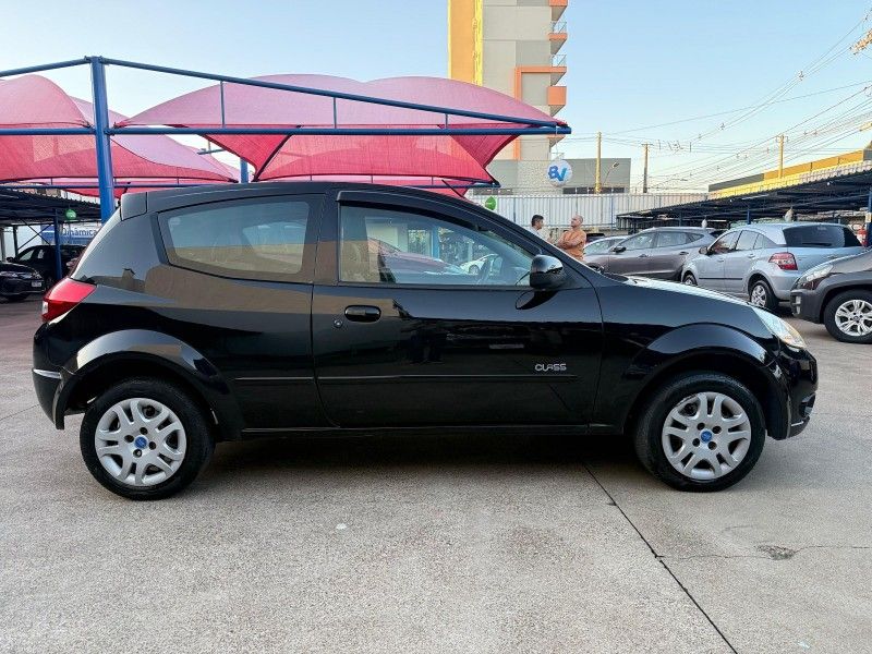Ford KA 1.0 8V 2010 FERREIRA VEÍCULOS VENÂNCIO AIRES / Carros no Vale