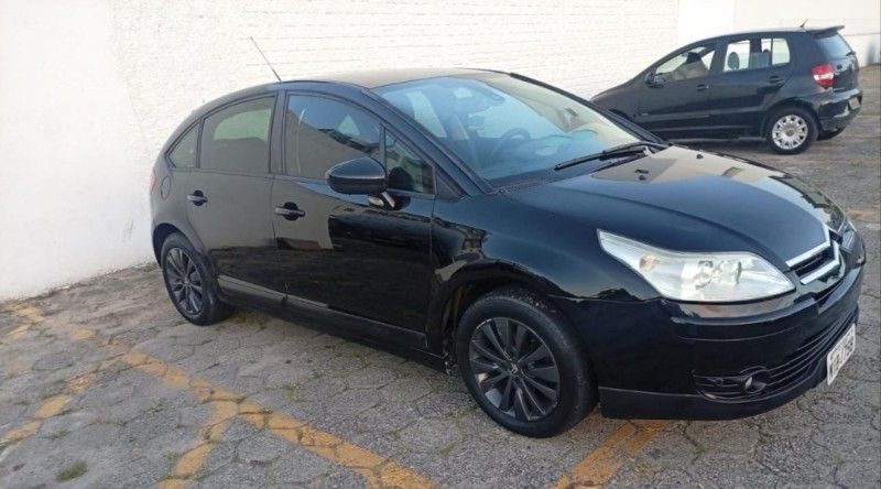 CITROËN C4 2.0 EXCLUSIVE 16V 2010/2011 HUBNER MULTIMARCAS FARROUPILHA / Carros no Vale