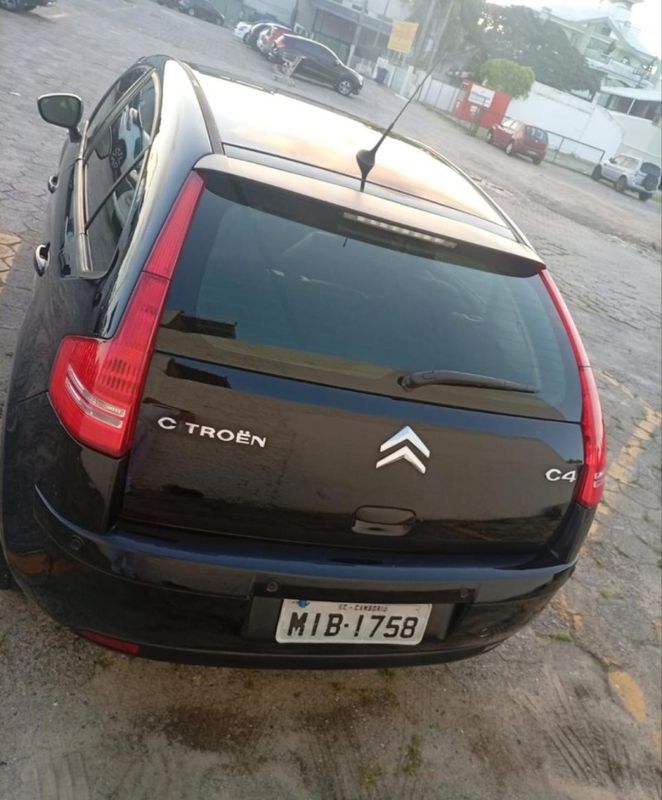 CITROËN C4 2.0 EXCLUSIVE 16V 2010/2011 HUBNER MULTIMARCAS FARROUPILHA / Carros no Vale