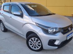 FIAT MOBI 1.0 6V DRIVE 2017/2018 HUBNER MULTIMARCAS FARROUPILHA / Carros no Vale