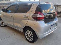 FIAT MOBI 1.0 6V DRIVE 2017/2018 HUBNER MULTIMARCAS FARROUPILHA / Carros no Vale