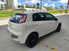 FIAT PUNTO 1.6 ESSENCE 16V 2014/2014 HUBNER MULTIMARCAS FARROUPILHA / Carros no Vale