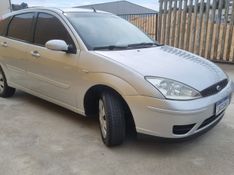 FORD FOCUS 1.6 GL 8V 2007/2007 HUBNER MULTIMARCAS FARROUPILHA / Carros no Vale