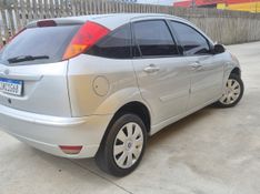 FORD FOCUS 1.6 GL 8V 2007/2007 HUBNER MULTIMARCAS FARROUPILHA / Carros no Vale