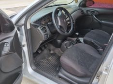FORD FOCUS 1.6 GL 8V 2007/2007 HUBNER MULTIMARCAS FARROUPILHA / Carros no Vale