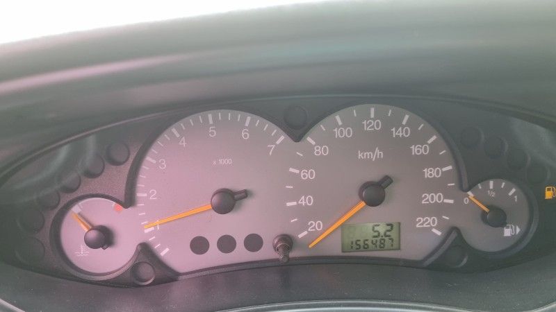 FORD FOCUS 1.6 GL 8V 2007/2007 HUBNER MULTIMARCAS FARROUPILHA / Carros no Vale