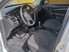 FORD FOCUS 1.6 GLX 16V 2007/2008 HUBNER MULTIMARCAS FARROUPILHA / Carros no Vale