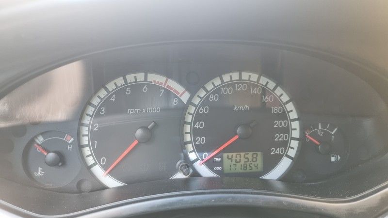 FORD FOCUS 1.6 GLX 8V 2007/2008 HUBNER MULTIMARCAS FARROUPILHA / Carros no Vale