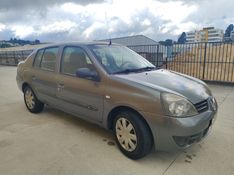 RENAULT CLIO 1.0 AUTHENTIQUE SEDAN 16V 2006/2006 HUBNER MULTIMARCAS FARROUPILHA / Carros no Vale
