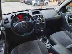 RENAULT MÉGANE 1.6 EXPRESSION 16V 2010/2011 HUBNER MULTIMARCAS FARROUPILHA / Carros no Vale
