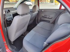 VOLKSWAGEN GOL 1.0 MI 8V G.V 2009/2010 HUBNER MULTIMARCAS FARROUPILHA / Carros no Vale