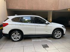 BMW X1 2.0 16V TURBO ACTIVEFLEX SDRIVE20I 4P AUTOMÁTICO 2017/2018 FÁBIO BERNARDES PORTO ALEGRE / Carros no Vale
