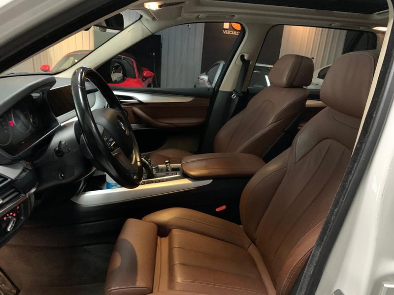 BMW X5 3.0 4X4 30D I6 TURBO DIESEL 4P AUTOMÁTICO 2017/2017 FÁBIO BERNARDES PORTO ALEGRE / Carros no Vale