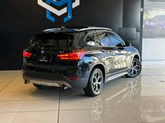 BMW X1 SDRIVE 20i X-Line 2.0 TB Active Flex 2017/2018 CONCEPT MOTORS PASSO FUNDO / Carros no Vale
