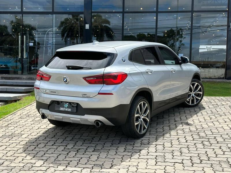 BMW X2 SDRIVE 20i 2.0/2.0 TB A Flex 16V Aut 2019/2019 CONCEPT MOTORS PASSO FUNDO / Carros no Vale