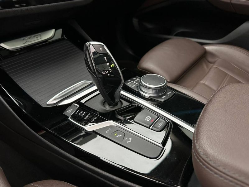 BMW X3 XDRIVE 30e Turbo Aut (HÃ­brido) 2021/2021 CONCEPT MOTORS PASSO FUNDO / Carros no Vale