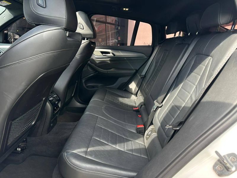 BMW X4 XDRIVE 30i M-Sport 2.0 TB 252cv Aut 2019/2019 CONCEPT MOTORS PASSO FUNDO / Carros no Vale