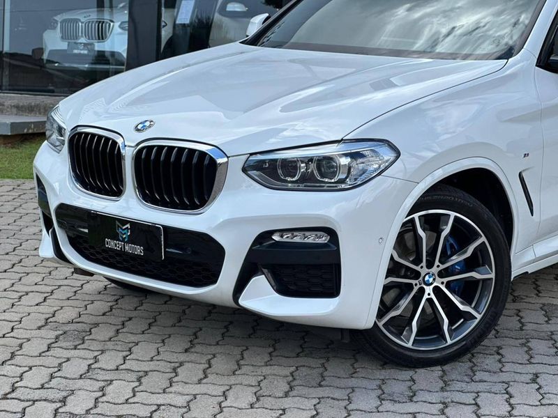 BMW X4 XDRIVE 30i M-Sport 2.0 TB 252cv Aut 2019/2019 CONCEPT MOTORS PASSO FUNDO / Carros no Vale