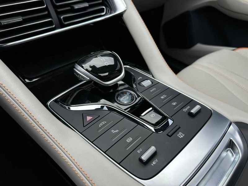 BYD SONG PLUS 1.5 16V Aut (Hibrido) 2024/2025 CONCEPT MOTORS PASSO FUNDO / Carros no Vale