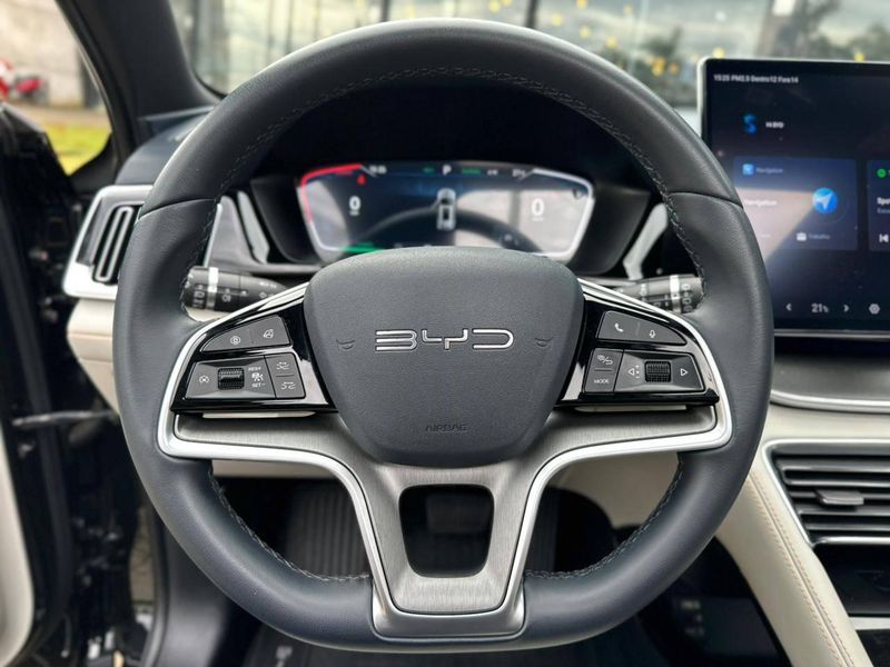 BYD SONG PLUS 1.5 16V Aut (Hibrido) 2024/2025 CONCEPT MOTORS PASSO FUNDO / Carros no Vale