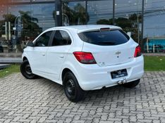 Chevrolet Onix HATCH LT 1.4 8V FlexPower 5p Mec. 2015/2016 CONCEPT MOTORS PASSO FUNDO / Carros no Vale