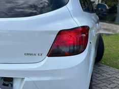 Chevrolet Onix HATCH LT 1.4 8V FlexPower 5p Mec. 2015/2016 CONCEPT MOTORS PASSO FUNDO / Carros no Vale