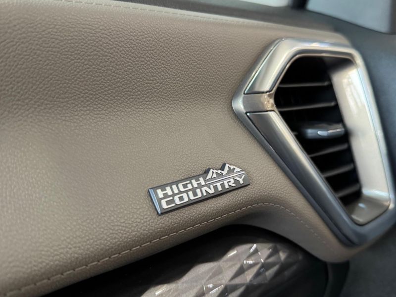 Chevrolet S-10 Pick-up S10 P-Up H.Country 2.8 4×4 CD Dies.Aut. 2025/2025 CONCEPT MOTORS PASSO FUNDO / Carros no Vale