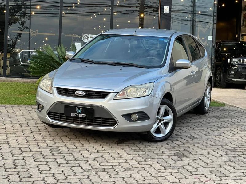 Ford Focus 2.0 16V/ 2.0 16V Flex 5p 2009/2009 CONCEPT MOTORS PASSO FUNDO / Carros no Vale Ford Focus 2.0 16V/ 2.0 16V Flex 5p 2009/2009 CONCEPT MOTORS PASSO FUNDO / Carros no Vale
