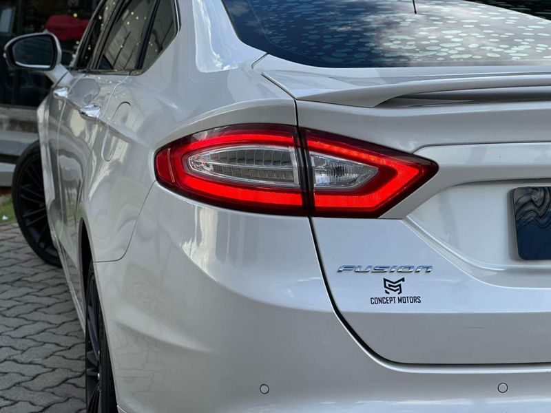 Ford Fusion Titanium 2.0 GTDI Eco Awd Aut. 2014/2015 CONCEPT MOTORS PASSO FUNDO / Carros no Vale