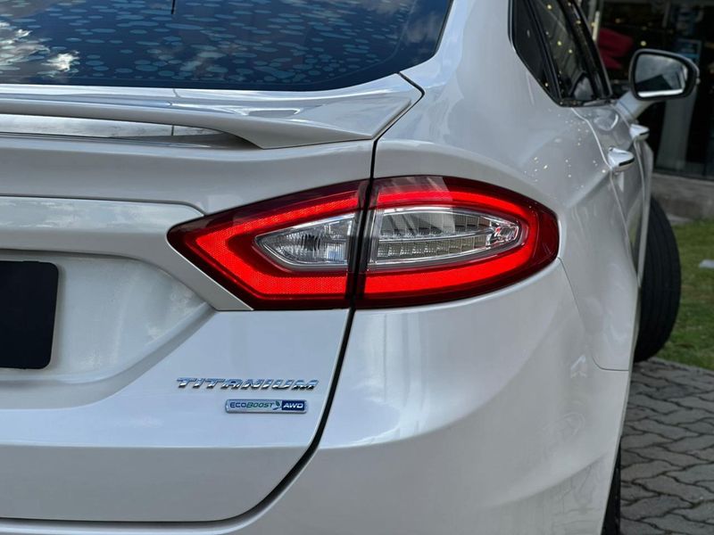Ford Fusion Titanium 2.0 GTDI Eco Awd Aut. 2014/2015 CONCEPT MOTORS PASSO FUNDO / Carros no Vale