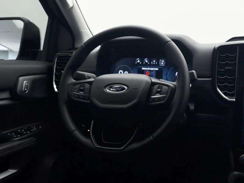 Ford Ranger Limited 3.0 V6 4×4 CD TB Die Aut 2025/2026 CONCEPT MOTORS PASSO FUNDO / Carros no Vale