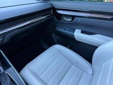 Honda CR-V Touring 2.0 16V AWD Aut.(HÃ­brido) 2024/2024 CONCEPT MOTORS PASSO FUNDO / Carros no Vale